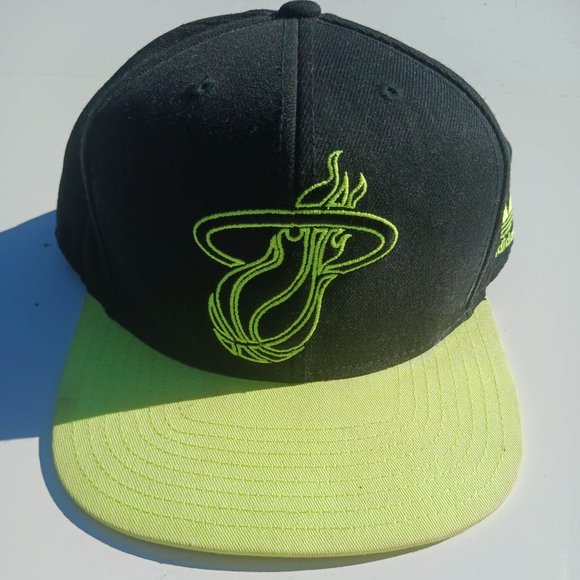 NBA Size One Size Black Green Cap - Picture 2 of 13